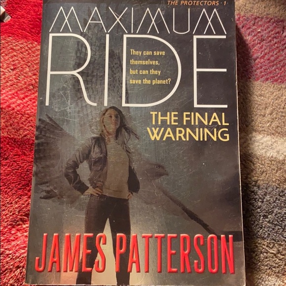 Maximum ride 4 book set - Picture 11 of 16